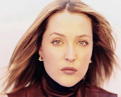 Gillian Anderson